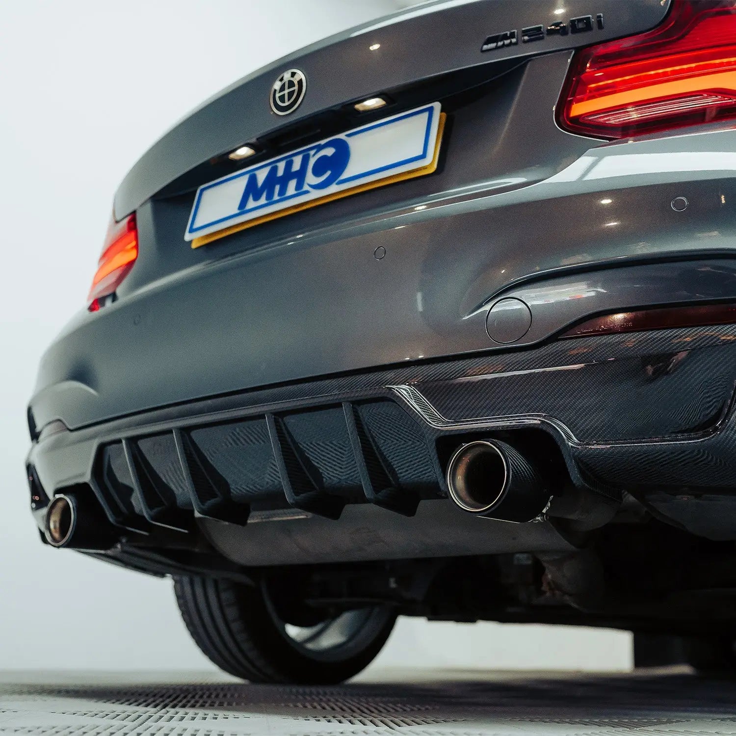 MHC+ BMW F22/F23 M235i & M240i Ultra Aggressive Style Rear Diffuser In Pre Preg Carbon Fibre R44 Performance