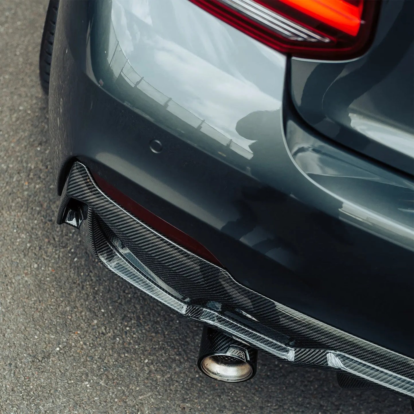 MHC+ BMW F22/F23 M235i & M240i Ultra Aggressive Style Rear Diffuser In Pre Preg Carbon Fibre R44 Performance