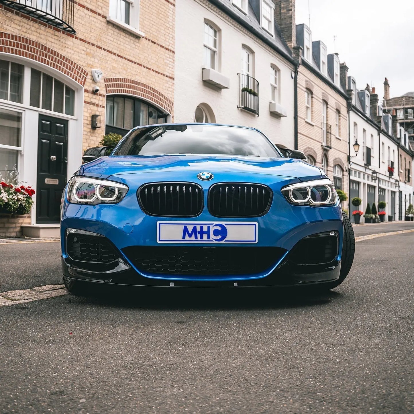 MHC Black BMW 1 Series LCI Single Slat Front Grilles In Gloss Black (F20/F21) R44 Performance